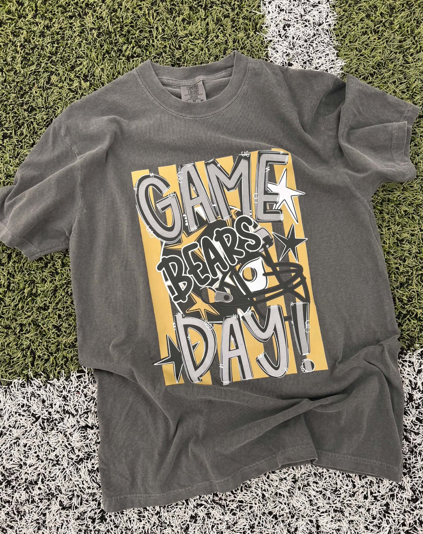 Pepper "Game Day Bears" Tee 🖤💛🏈