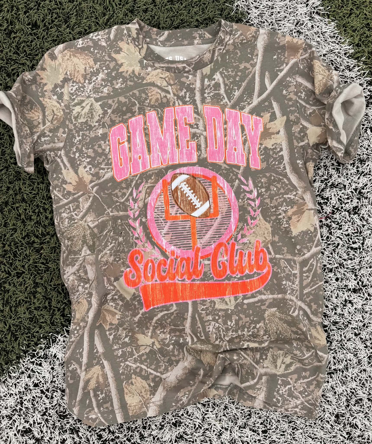 Game Day Social Club Camo Tee 🩷🏈