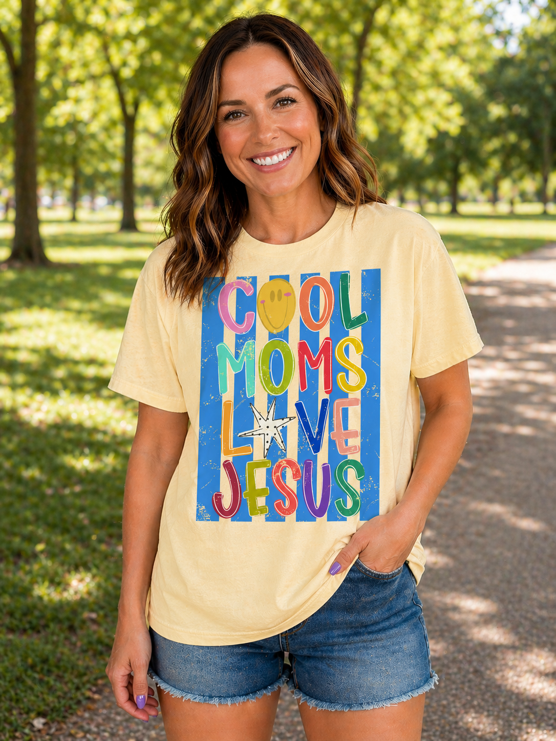 Cool Moms Love Jesus